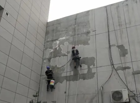 郴州市楼顶漏水维修公司分享下郴州市外墙防水的注意事项